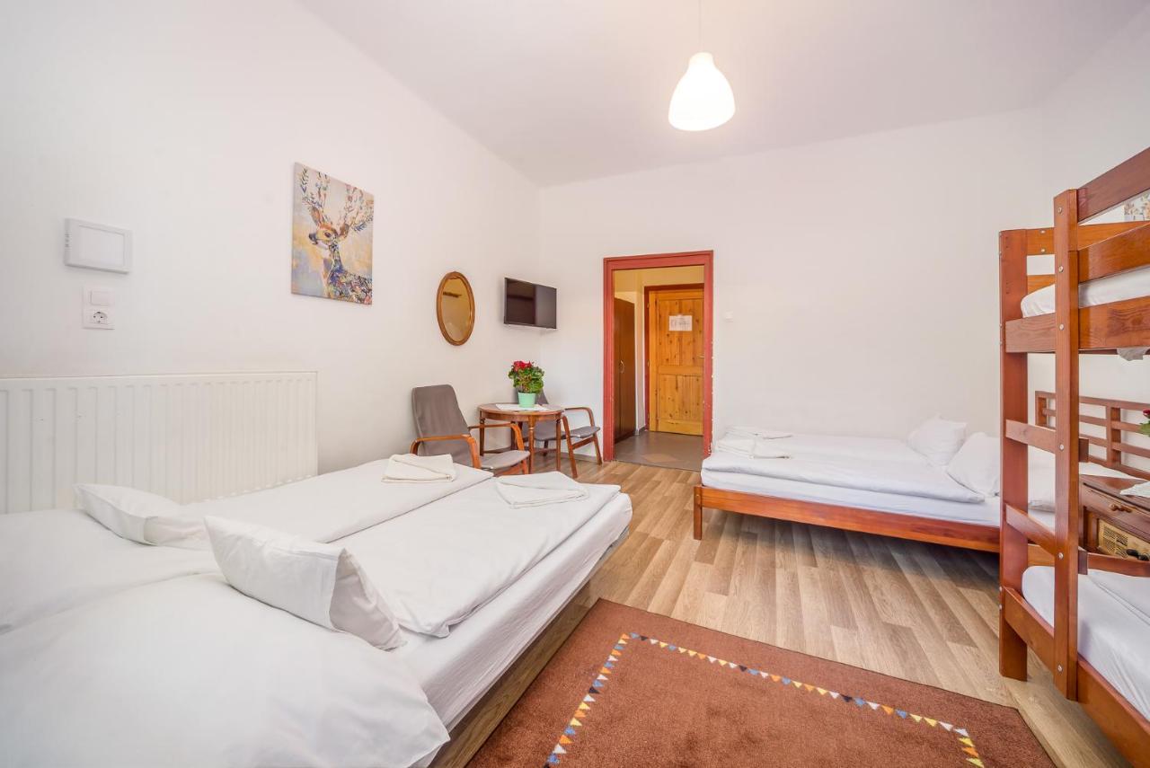 Lipicai Hotel Es Etterem Szilvásvárad المظهر الخارجي الصورة