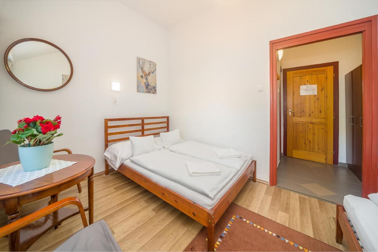 Lipicai Hotel Es Etterem Szilvásvárad المظهر الخارجي الصورة